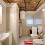 Maison Jaccod_piano Terra דירה *